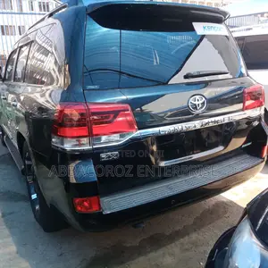 Toyota Land Cruiser 2016 Black