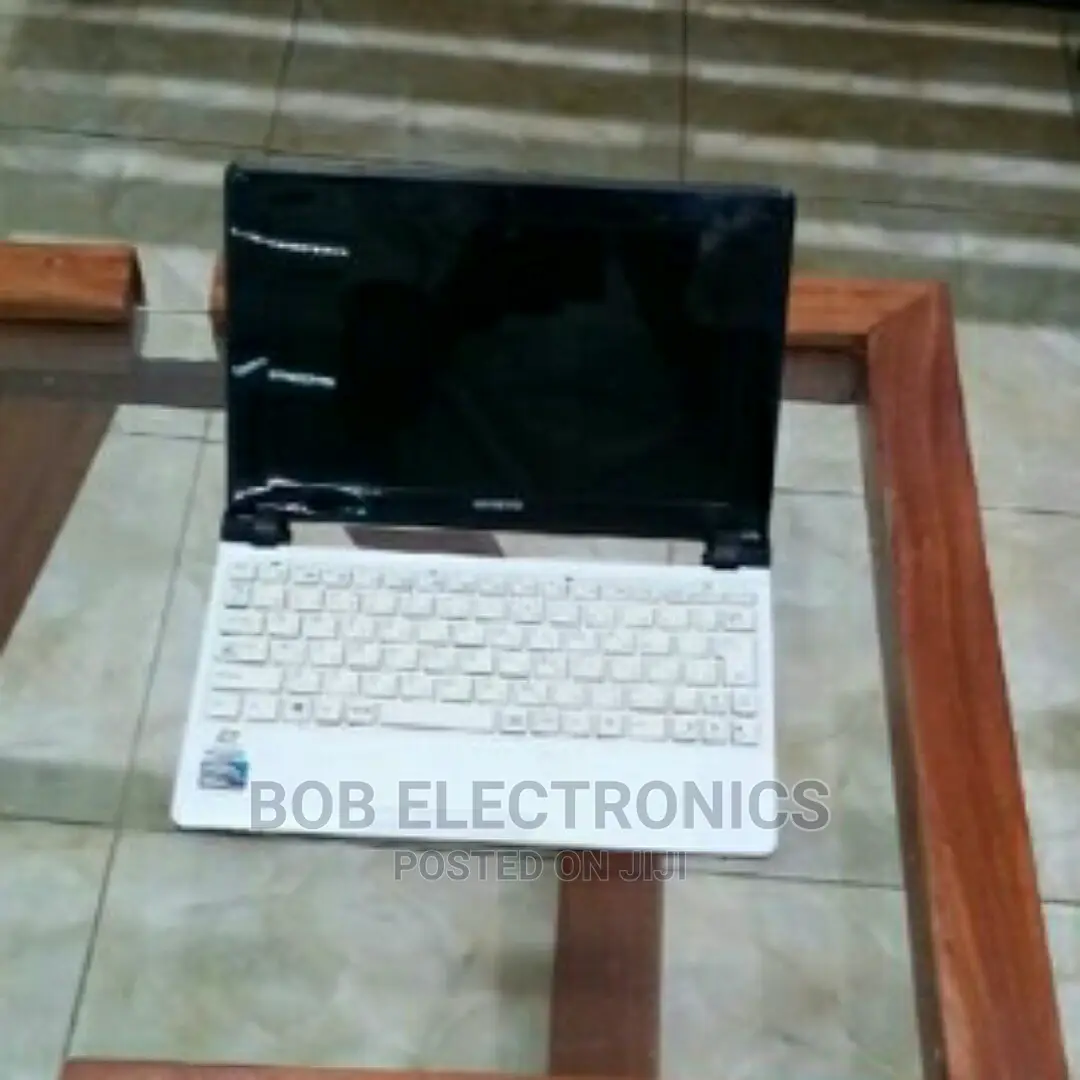 Brand New Laptop Screens All Sizes