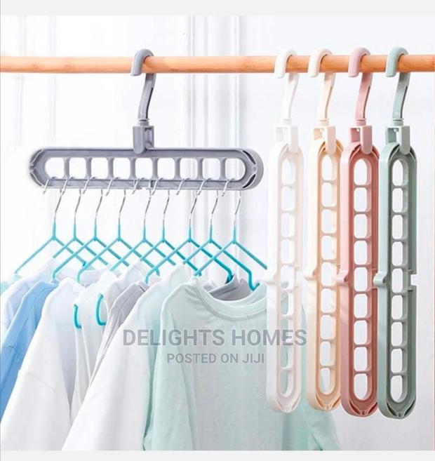Magic Folding Hanger