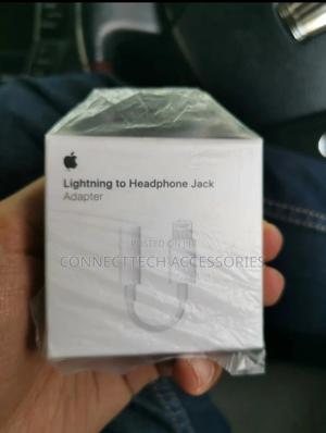 Apple Lightning to 3.5mm Headphone Jack Adapter - main view