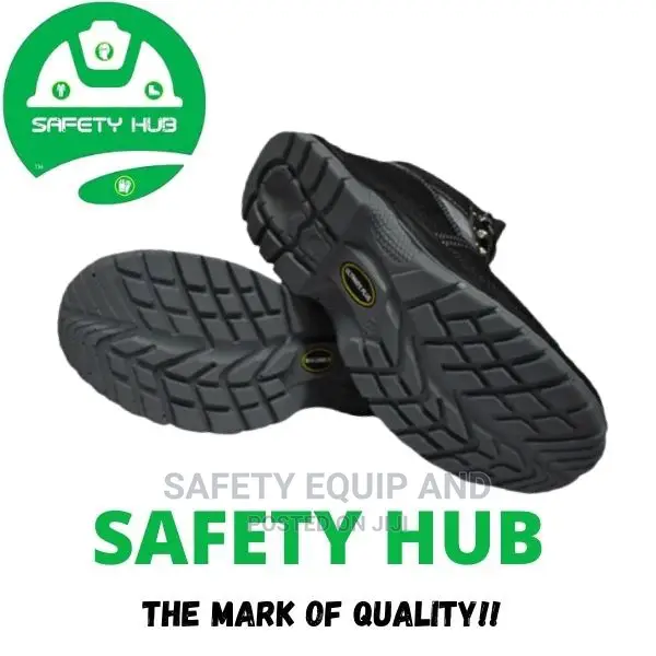 Ultimate Plus Safety Footwear/ Safety Boots/ Safety Shoes