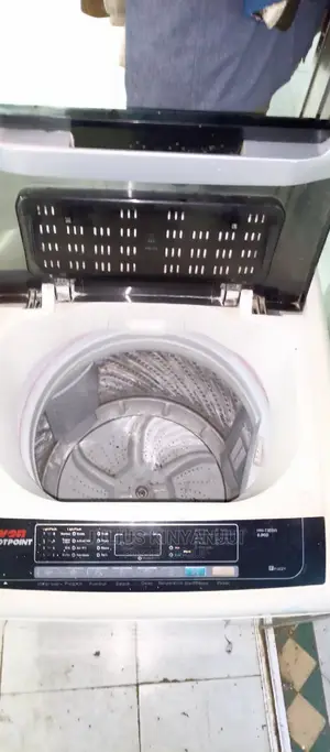 Von Hotpoint 8kg Washing Machine