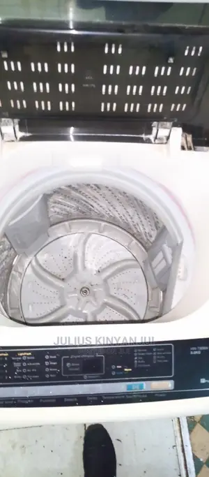 Von Hotpoint 8kg Washing Machine