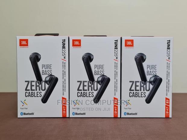 JBL Tune 225TWS True Wireless Earbud Headphones