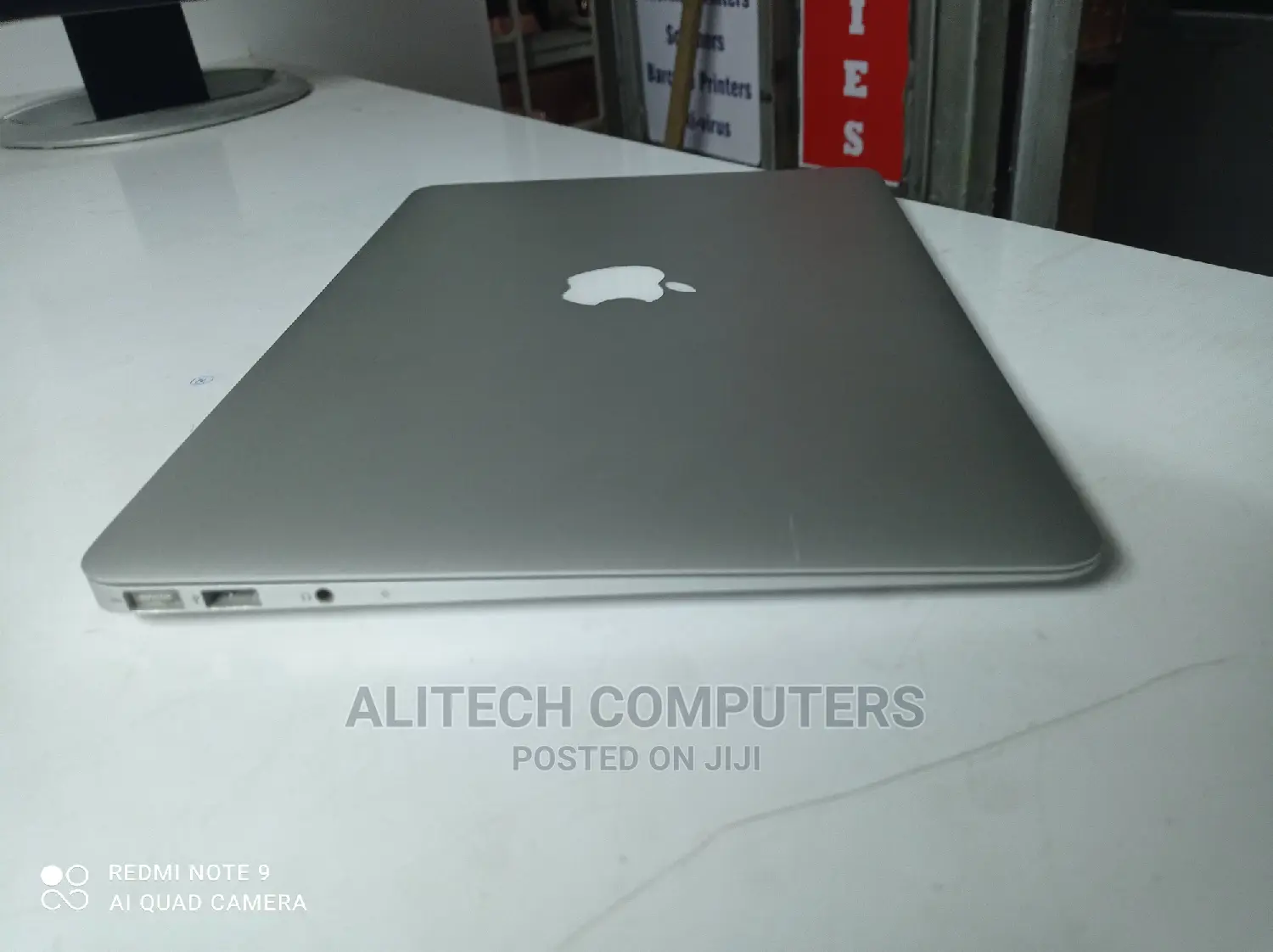 Laptop Apple MacBook Air 4GB Intel Core I5 SSD 250GB