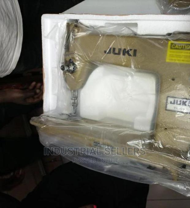 Heavy-duty Juki Sewing Machine - main view