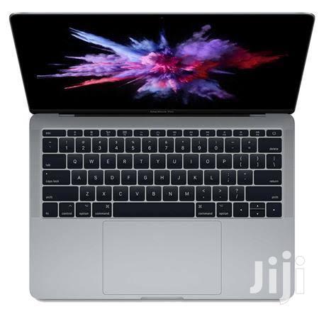 Macbook Pro A1708 - 13.3" 128GB SSD 8GB RAM 