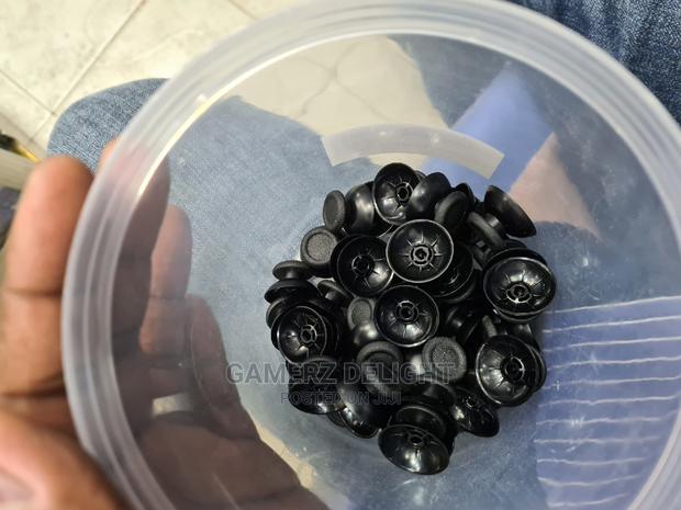 P4 Analogue Nobs - thumbnail 2