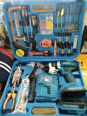 Makita Toolset With Cordless Drill