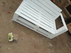Balcony Pallets Seat