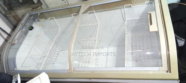 Chest Freezer - thumbnail 2