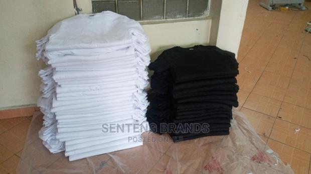 100% Pure Cotton Plain Tshirts. Round Neck All Colours - thumbnail 3