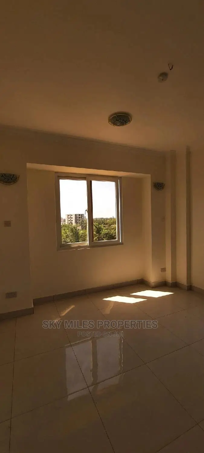 3bdrm Apartment in Mtwapa for Sale