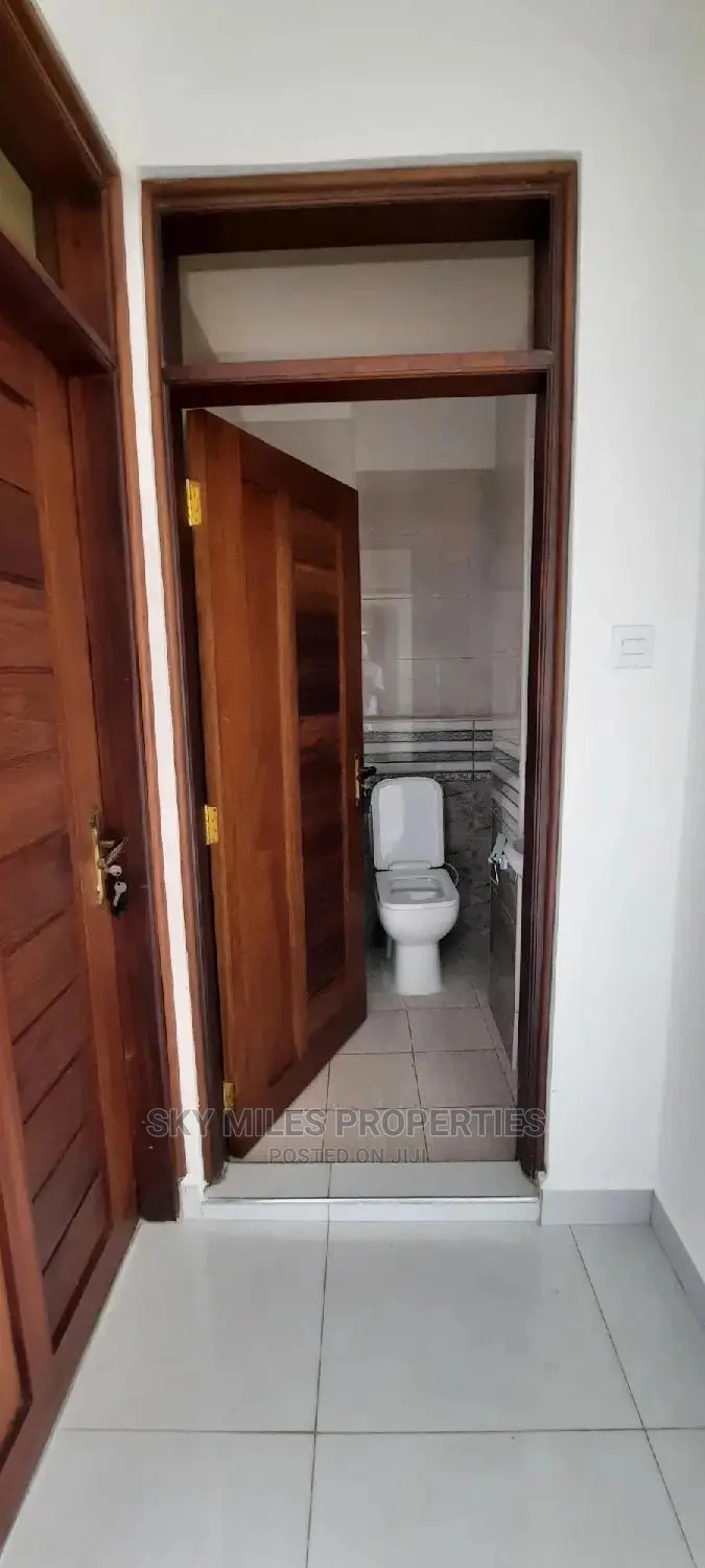 3bdrm Apartment in Mtwapa for Sale