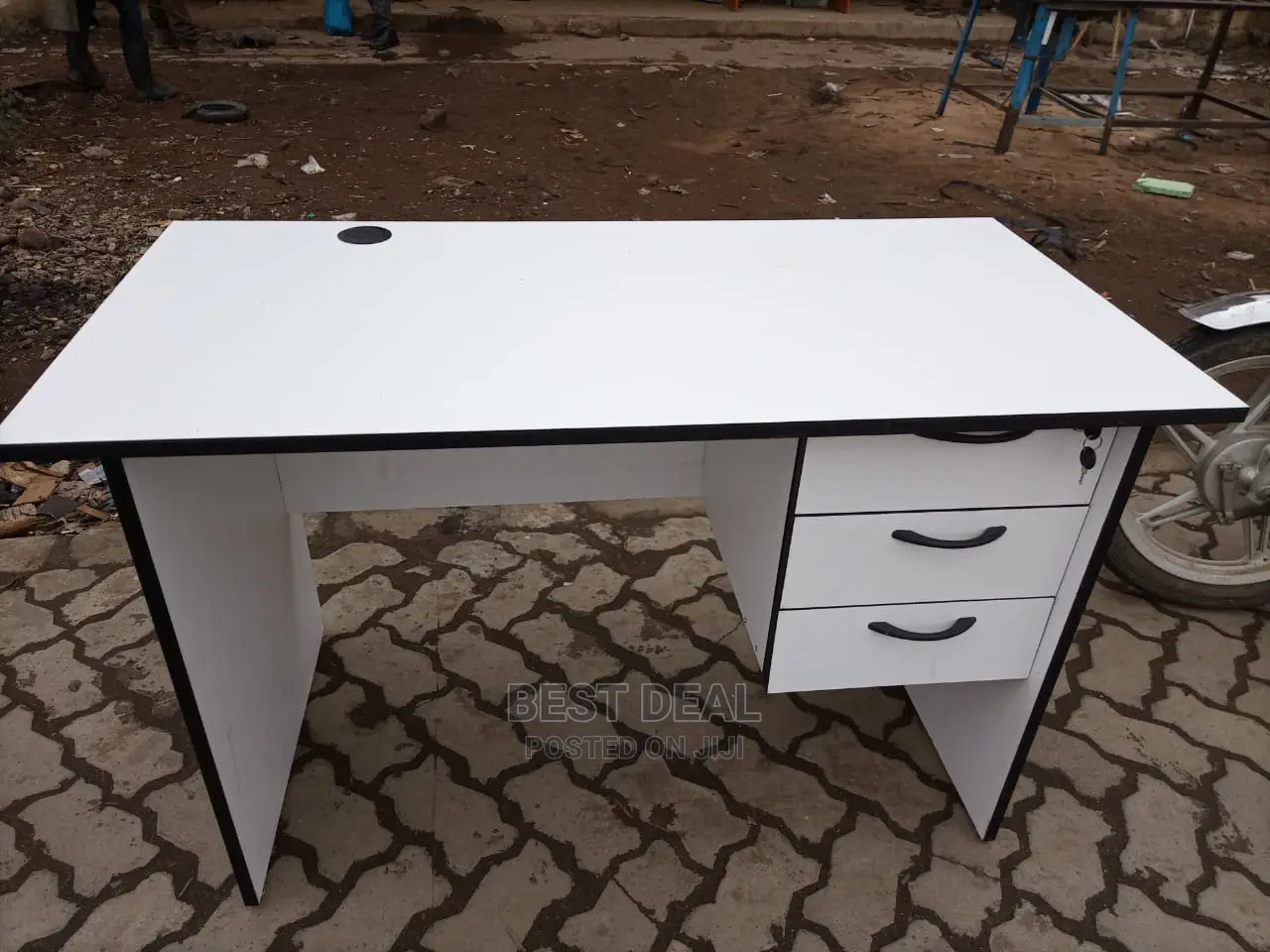 Office Desk