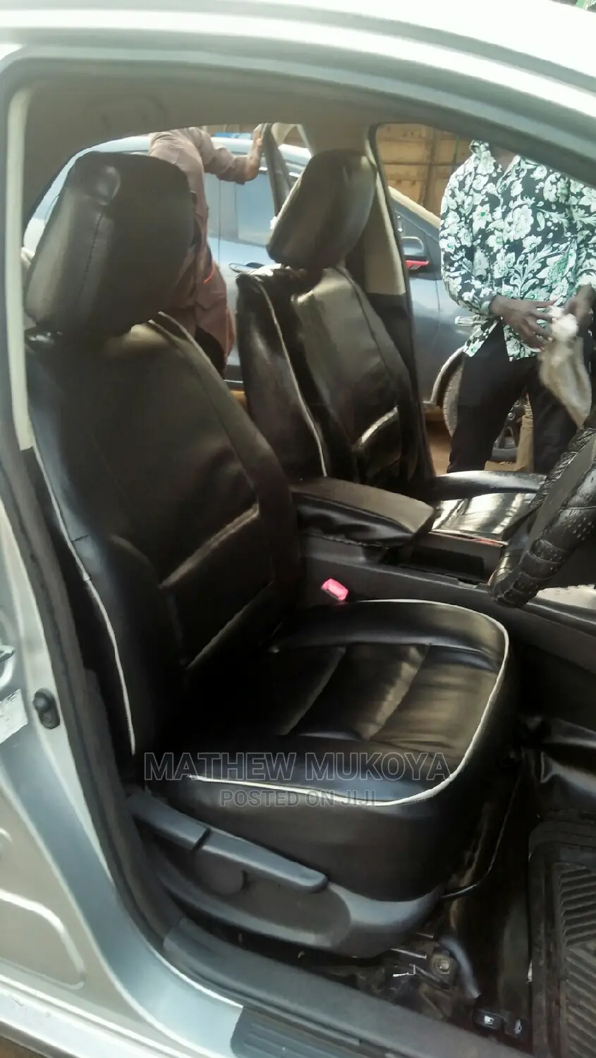 Black Tailor Car Seat Covers