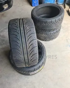 235/35 R19 Zestino Tyre Made in U.S.A