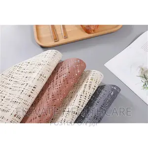 Round Table Mats