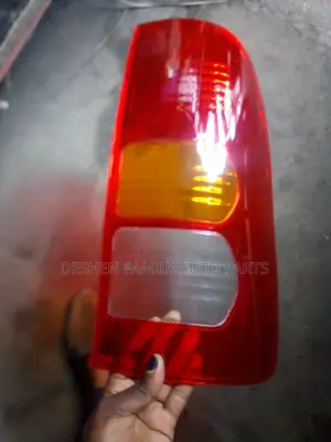 Hilux Vigo Back Lens