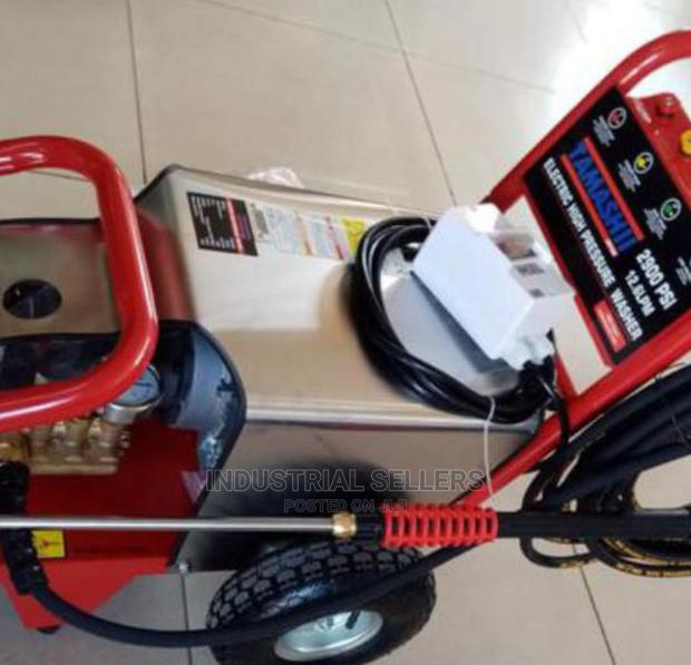 New Stock Car Wash Machine
