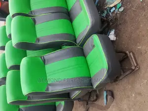 Vannet Seats Making Umoja