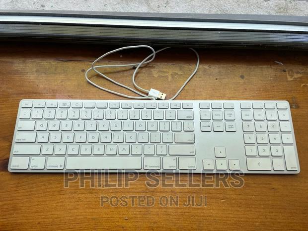 A1243 Aluminum Wired Keyboard - White - main view