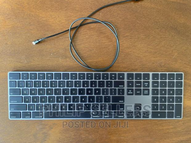Apple Magic MRMH2LL/A Wireless Keyboard Space Gray Used