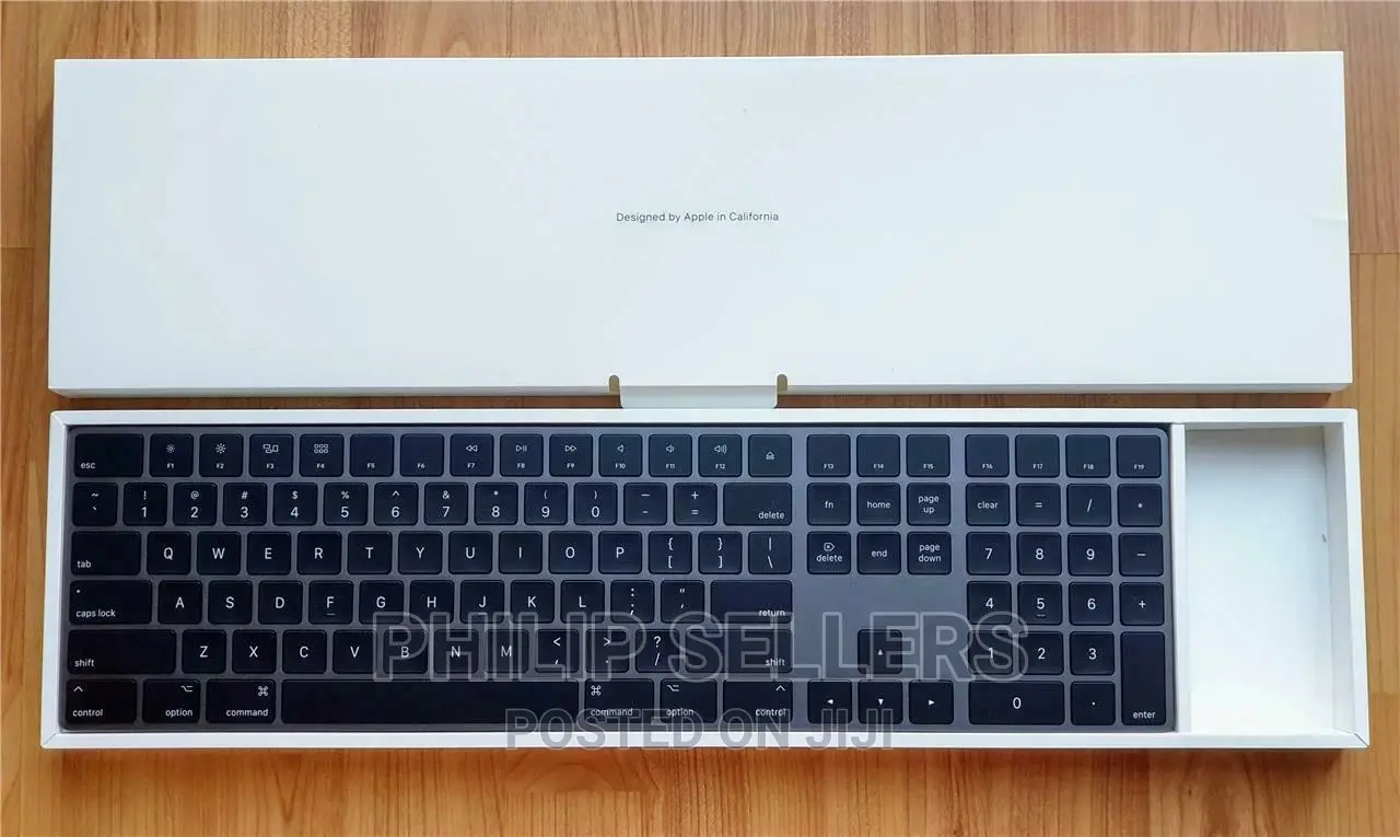 Apple Wireless Rechargeable Magic Numeric Keyboard Space Gra