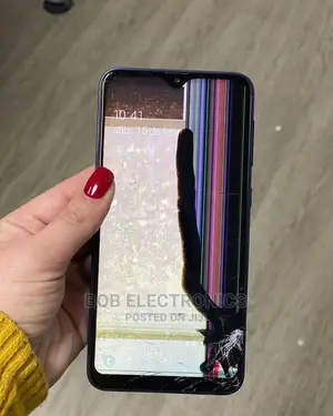 Smartphone Screens Replacement