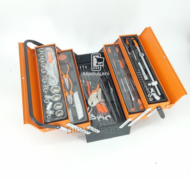 85pcs Complete Tool Set With Cantilever Metal Toolbox - main view