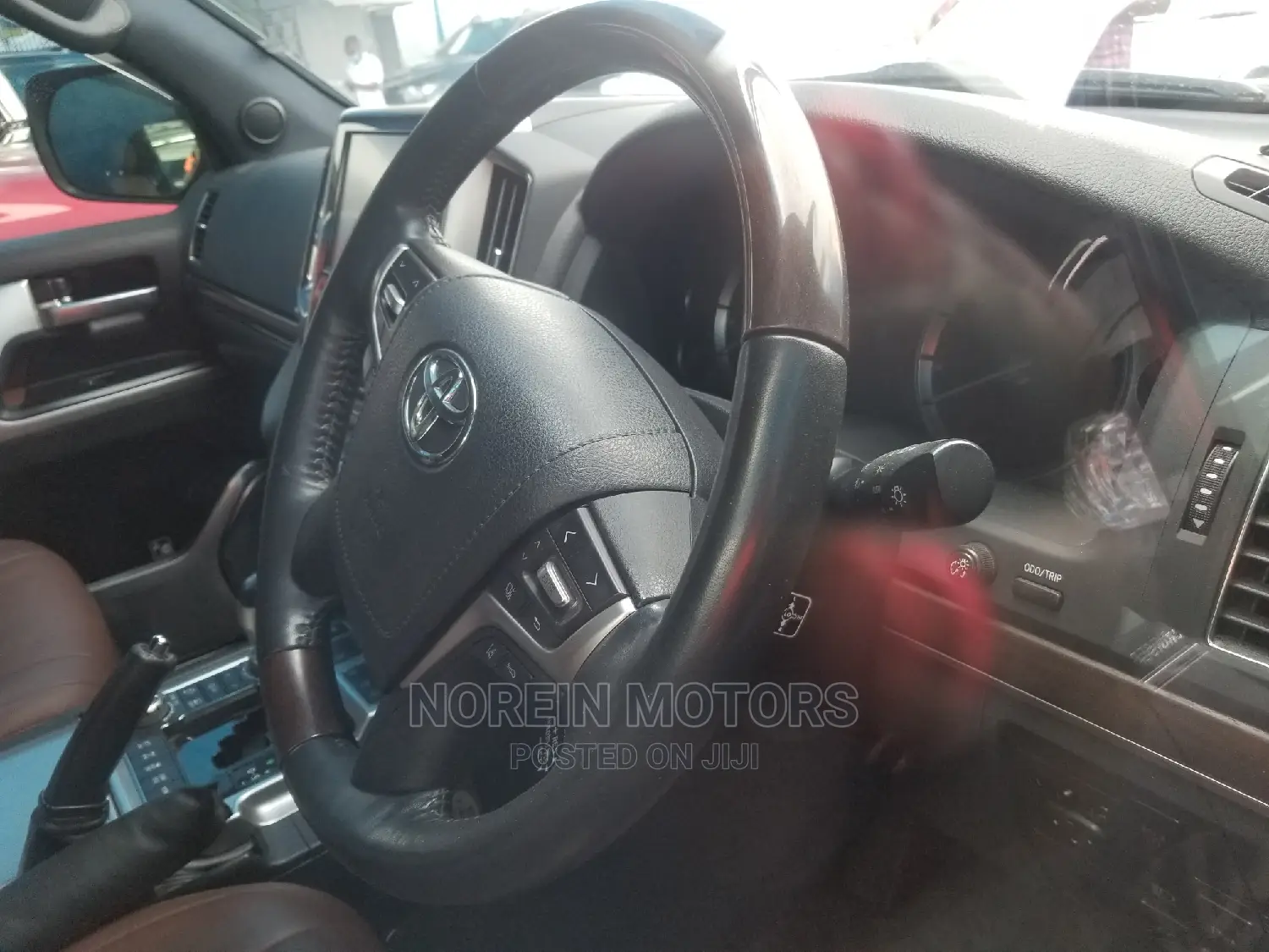 Toyota Land Cruiser 2015