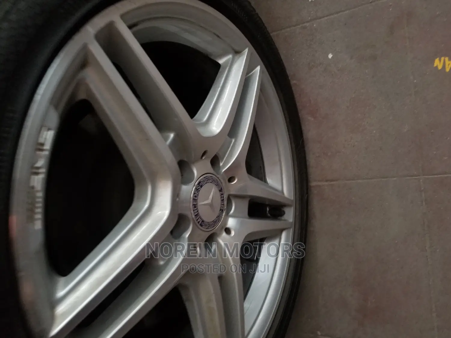 Mercedes-Benz E250 2015 Black