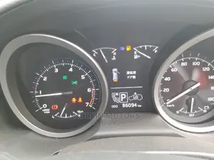 Toyota Land Cruiser 2016 Pearl