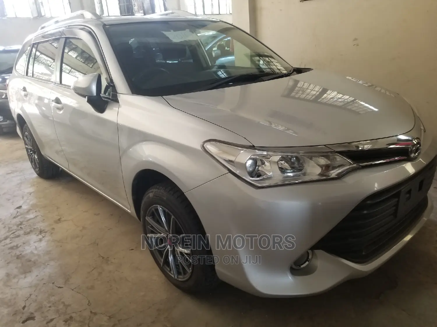 Toyota Fielder 2016 Silver