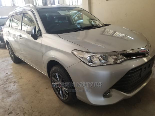 Toyota Fielder 2016 Silver - main view