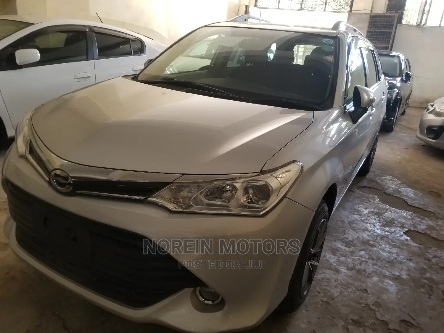 Toyota Fielder 2016 Silver