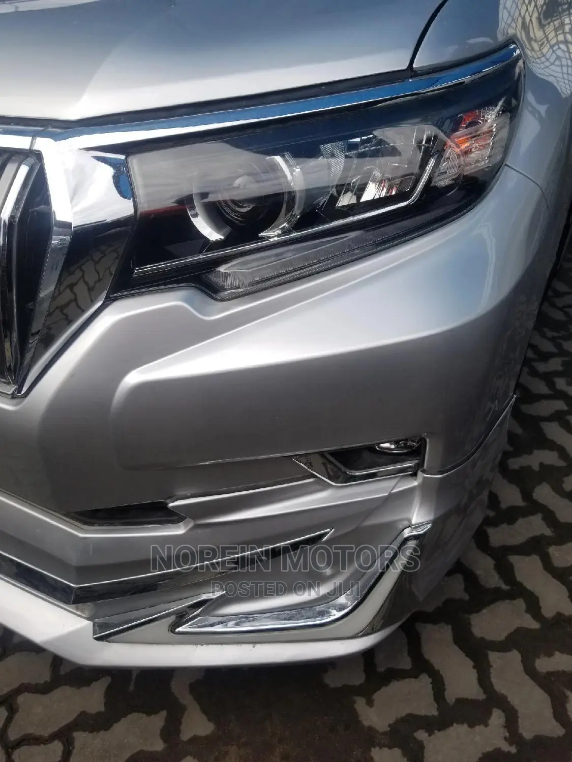 Toyota Land Cruiser Prado 2015 Silver