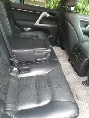 Toyota Land Cruiser 2016 Pearl