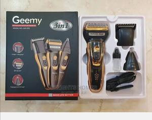 *3:1 Geemy Rechargeable Shaver and Trimmer Set - thumbnail 2