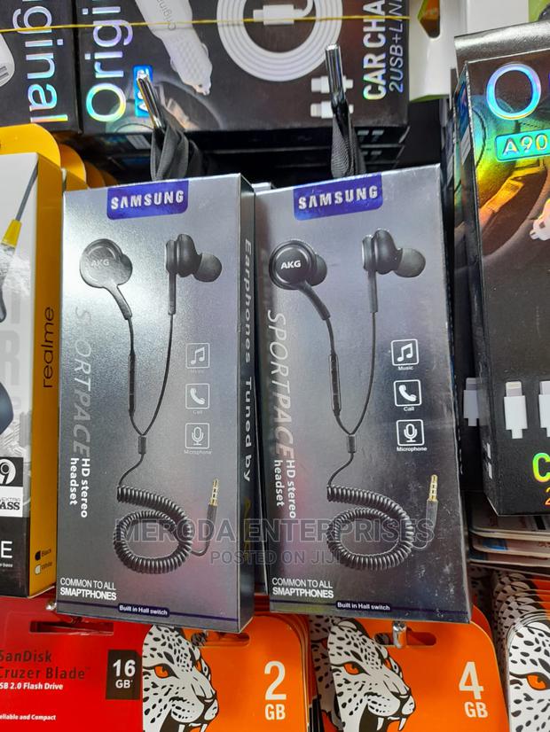 Original Samsung Earphones - thumbnail 3