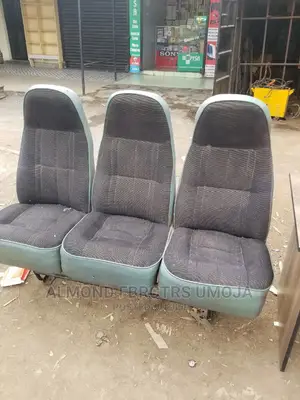 Tour PS Seats