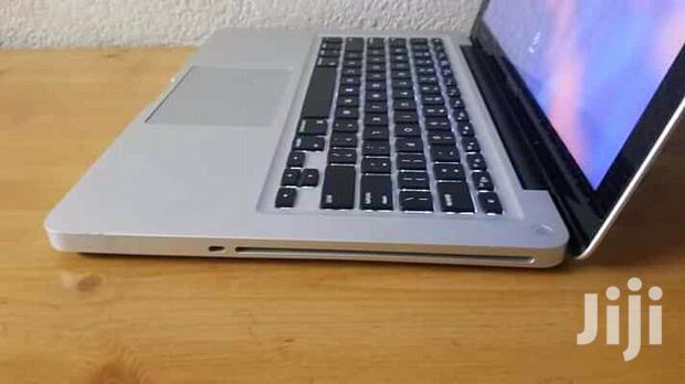 Apple MacBook Pro Core i5 500GB HDD 8GB Ram