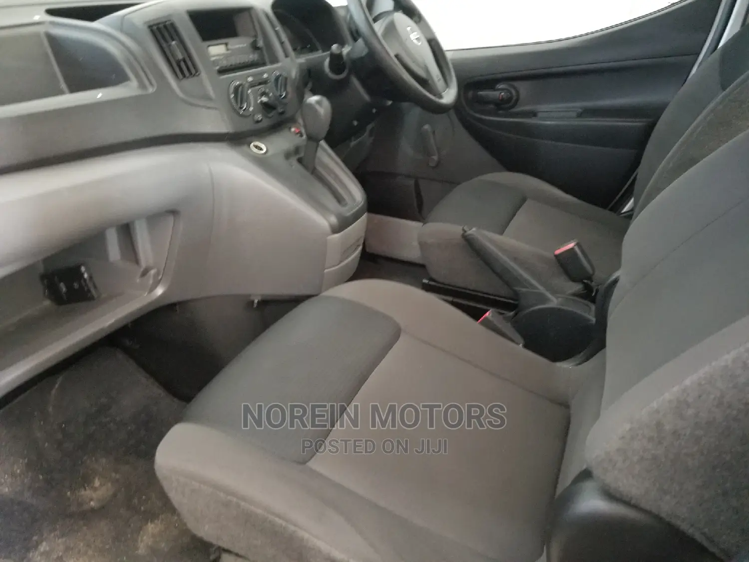 Nissan NV100 Clipper 2015 Silver