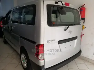 Nissan NV100 Clipper 2015 Silver
