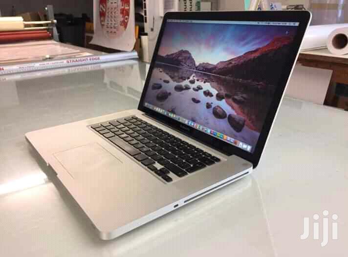 Apple MacBook Pro Core i5 500GB HDD 8GB Ram