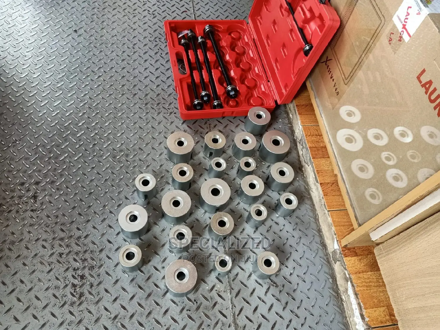 27 Piece Bearing and Bush Removal and Installation Kit