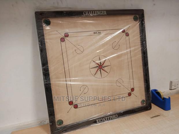 Carrom Board Complete - Imported 11⁄2" Border 33x33" - thumbnail 4