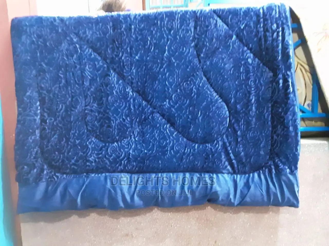 Plain Woolen Duvets 5by6