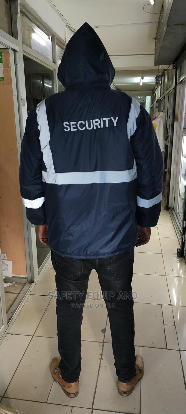 Heavy Security Jackets and Rain Jackets - thumbnail 3