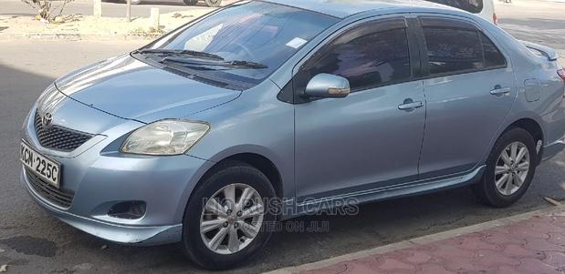 Toyota Belta 2011 Blue - thumbnail 3